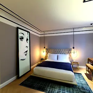 Otel Walton Galata